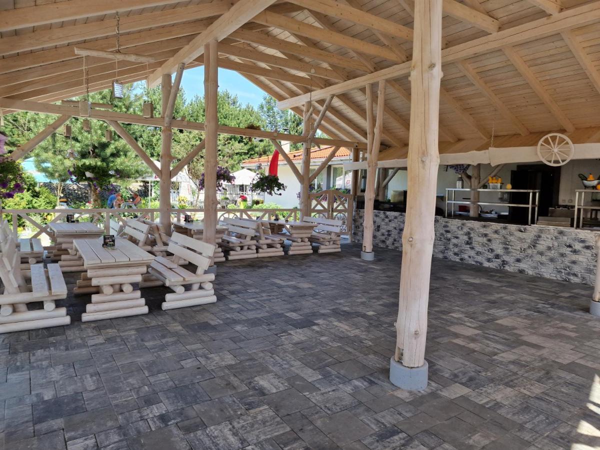 Sangos Osrodek Sportowo-Szkoleniowy Hotel Gorki Wielkie Ngoại thất bức ảnh
